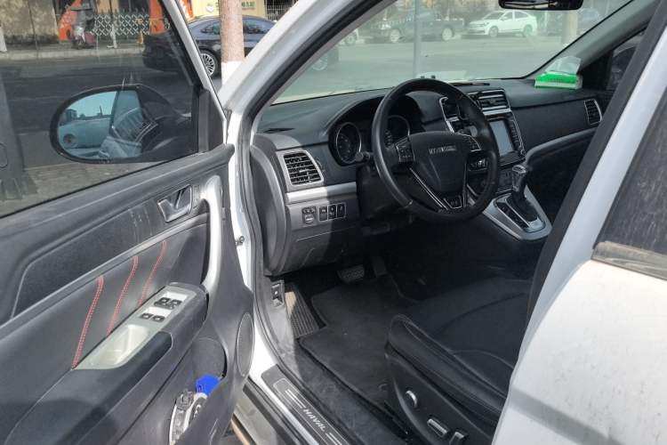 Used Haval H6 2015 Sport Edition 1.5T Automatic Two-Wheel Drive Luxury Model