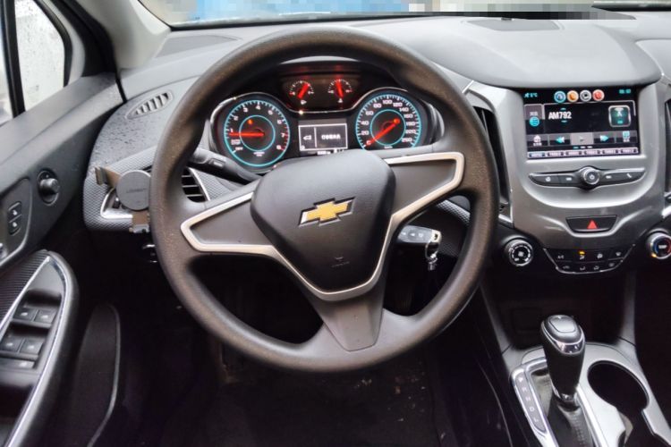 Used Chevrolet Cruze 2017 1.5L Automatic Pioneer Sunroof Edition