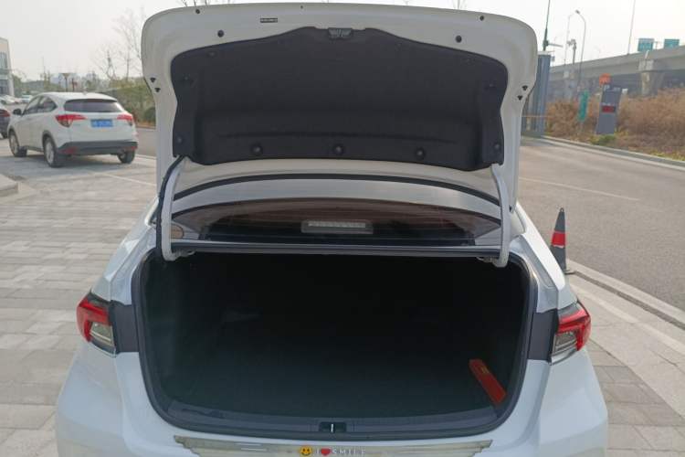 Used Toyota Corolla 2022 TNGA 1.5L CVT Pioneer Edition
