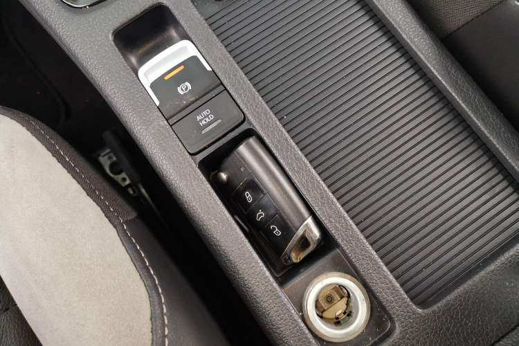 Used Volkswagen Golf 2018 280TSI Automatic R-Line Model
