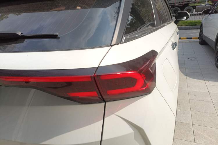 Used Bestune T77 2019 230 TID Automatic Luxury Version National V Right Rear Taillight