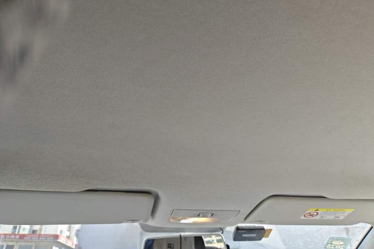 Used Volkswagen Jetta 2019 Dream Edition 1.5L Manual Fashion Version Headliner