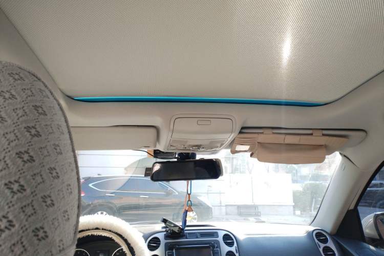 Used Volkswagen Tiguan 2015 1.8TSI Automatic All-Wheel-Drive Luxury Model