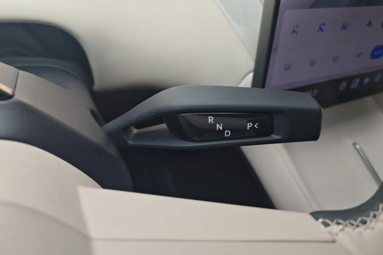 Used Xiaomi Auto YU7 2025 Ultra-Long Range High-Performance All-Wheel-Drive Max Edition
