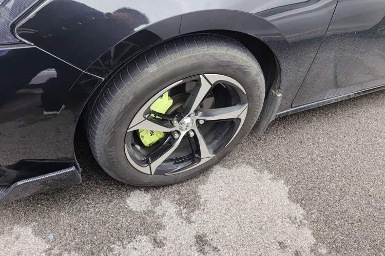 Used Nissan Teana 2021 2.0L XL Comfort Edition Left Front Wheel Hub