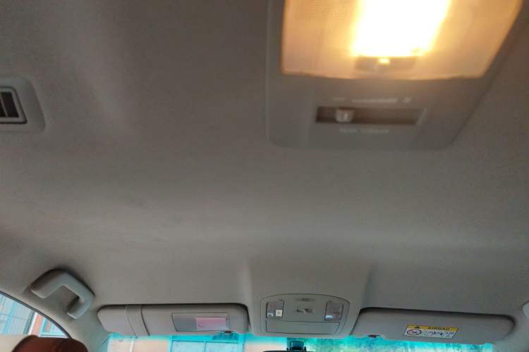 Used Toyota Fortuner  Headliner