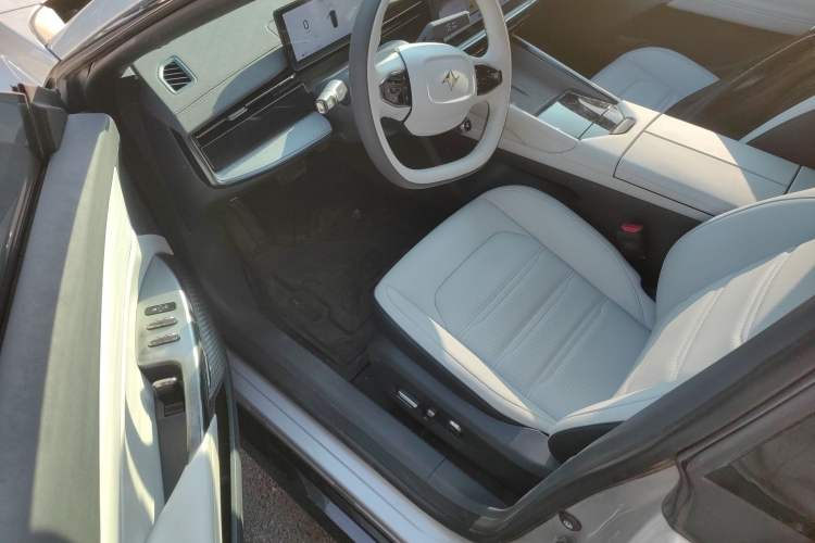 Used Dongfeng eπ eπ007 2024 All-Electric 620 RuYi Edition
