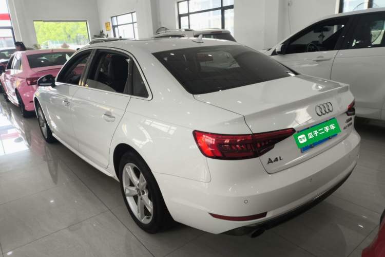 Used Audi A4L 2017 Plus 40 TFSI Fashion Model Rear Left 45 Deg