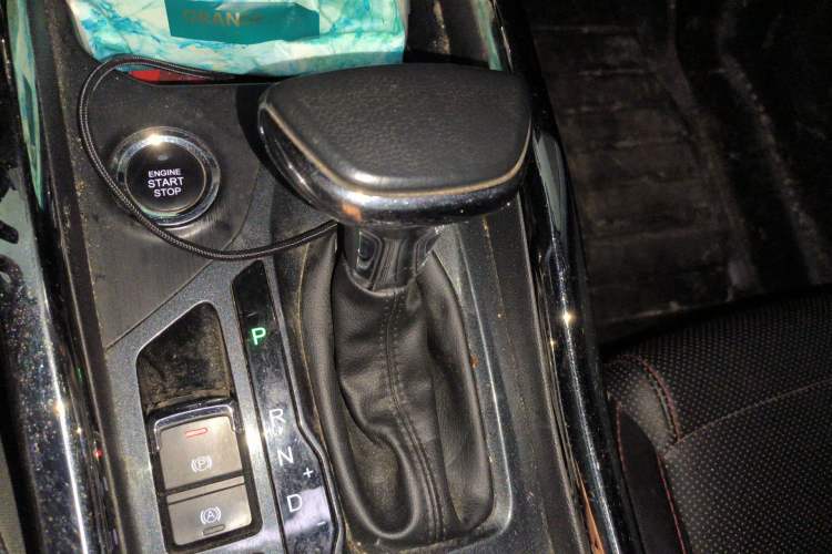 Used Chery Tiggo 5x 2017 1.5T DCT Luxury Model Gear Lever