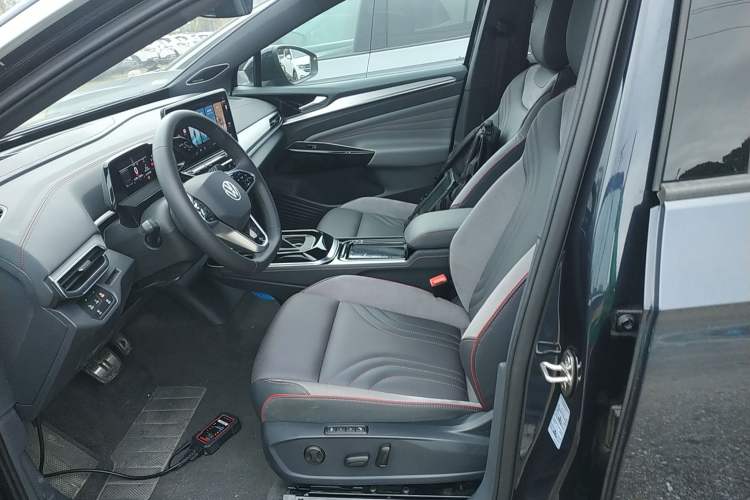 Used Volkswagen ID.4 CROZZ 2024 Facelifted PRIME