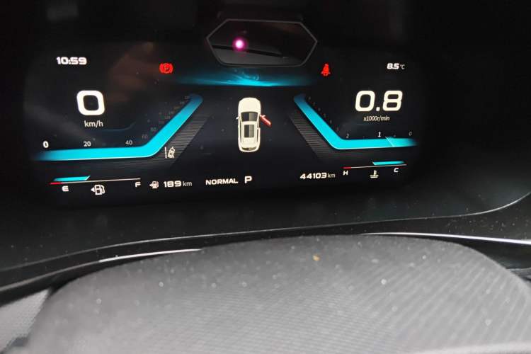 Used CHANGAN OSHAN X5 2022 1.5T DCT Xiake Edition Odometer Close Up