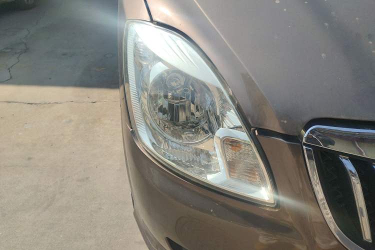 Used Foton MP-X E 2016 2.0L Express Version 4Gi-VVT
