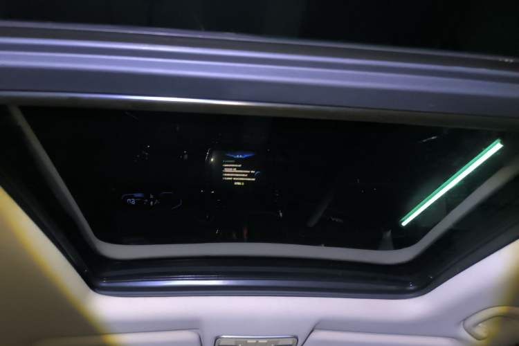 Used CHANGAN OSHAN A800 2018 1.5T Automatic Smart Network Version
