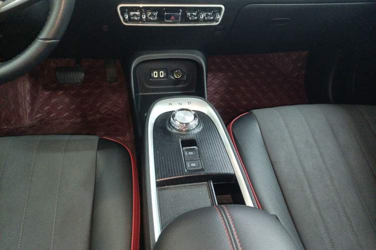 Used ORA Good Cat GT 2022 Mulan Edition 401 km Standard Range Gear Lever