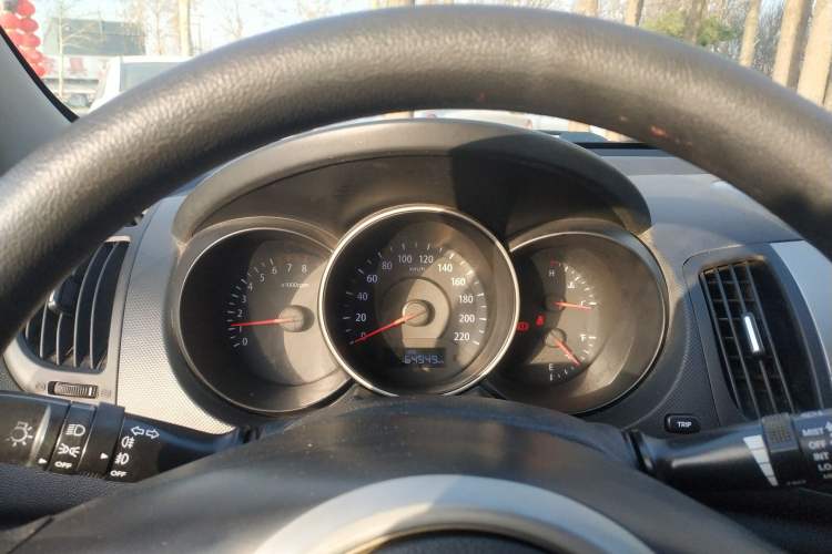 Used Kia Forte 2014 1.6L MT GL
