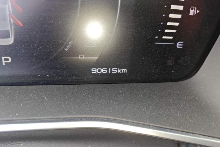 Used Geely Auto Preface 2021 2.0TD Luxury Version Odometer Close Up