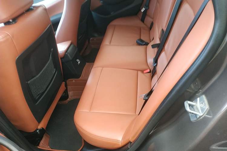 Used BMW X1 2013 sDrive18i Fashion Model