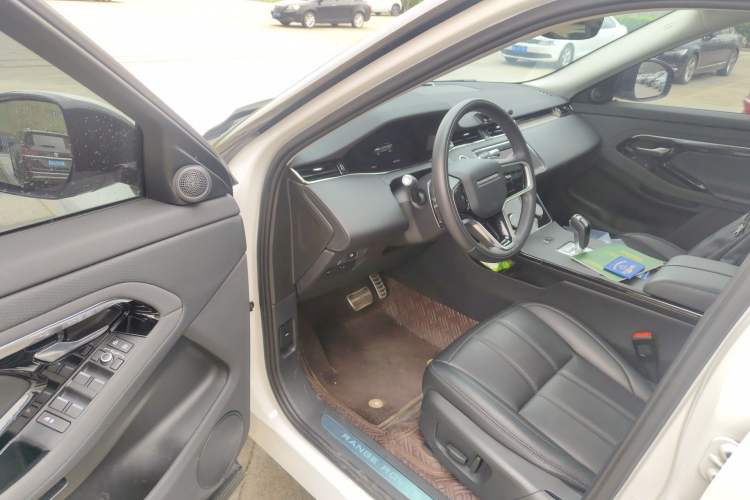 Used Land Rover Range Evoque 2021 Range Rover Velar 249 PS R-Dynamic S Performance Edition Driver Seat