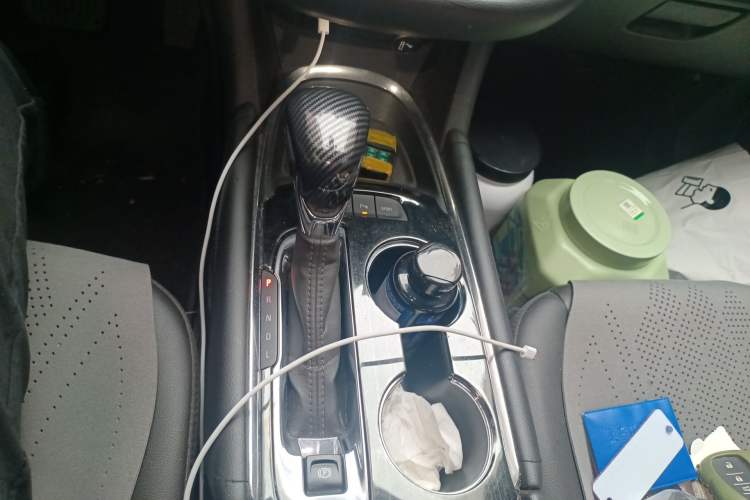 Used Chevrolet Malibu XL 2021 535T Automatic Sport Edition Gear Lever