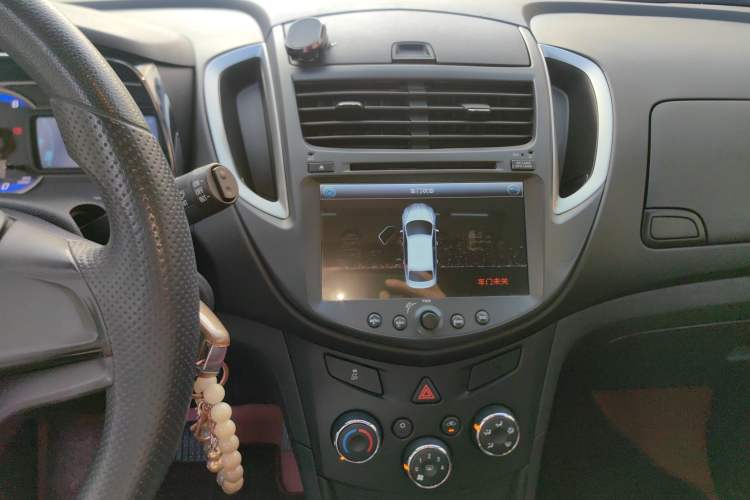 Used Chevrolet Trax 2016 1.4T Automatic Two-Wheel Drive Comfort Version with Sunroof