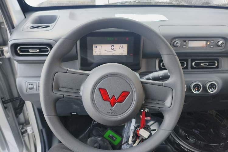 Used Wuling Zhiguang New Energy 2025 Comfort Model