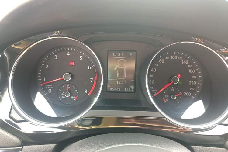 Used Volkswagen Sagitar 2018 280TSI DSG Comfort Model
