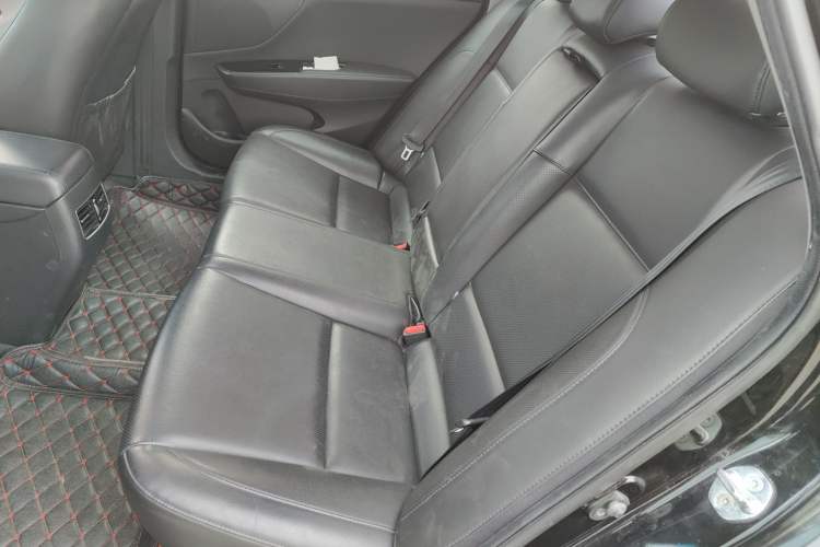 Used Hyundai Mistra 2014 1.8L Automatic Smart GLS
