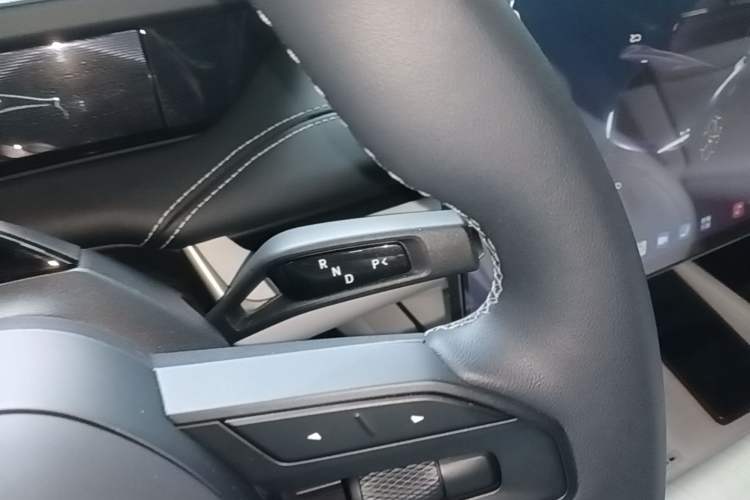 Used Xiaomi Auto SU7 2024 Four-Wheel-Drive Max Founder's Edition Gear Lever