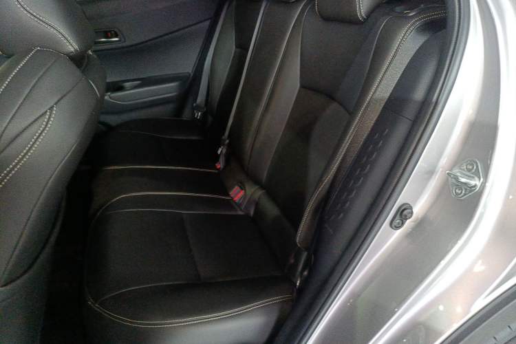 Used Toyota IZOA 2021 2.0L Enjoy Edition