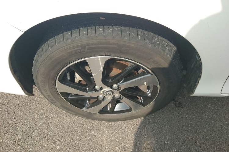 Used Toyota Vios 2017 1.5L CVT Innovation Edition Left Front Wheel Hub
