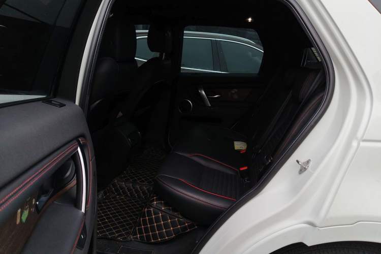 Used Land Rover Discovery Sport 2020 249 PS R-Dynamic Performance Edition