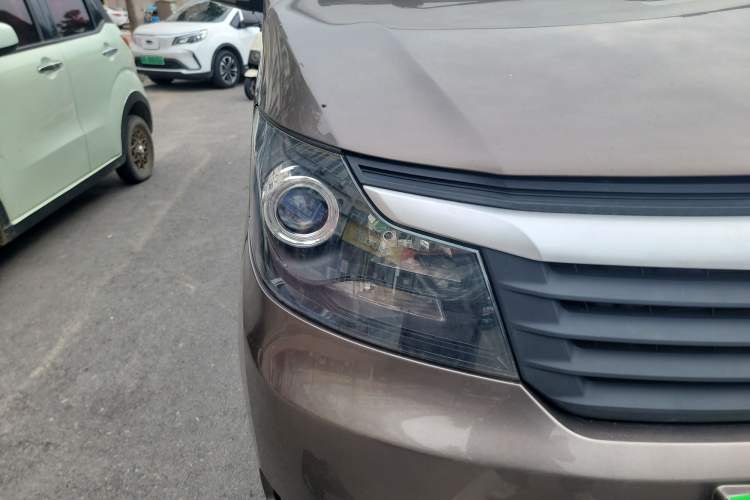 Used CHANGAN KAICHENG Ruixing M90 2021 2.0L Standard Version Flat-Top Liftgate 6-Seater LJ481Q6