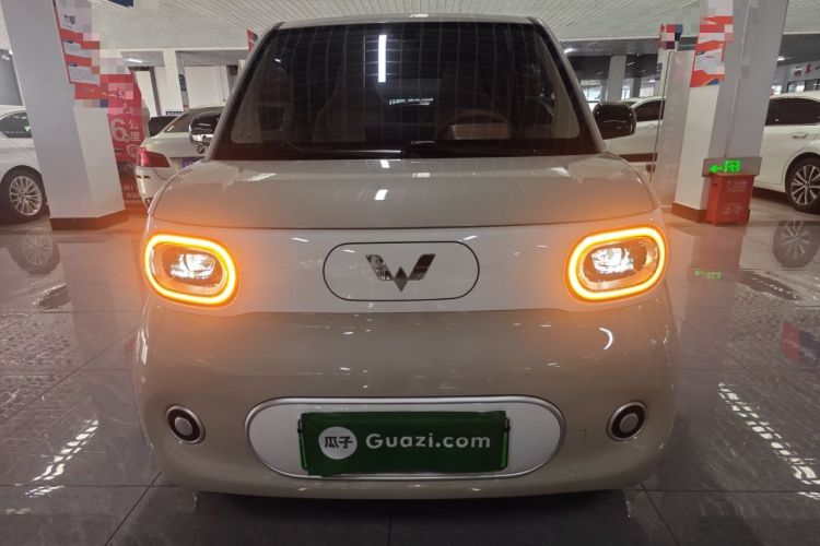 Used Wuling Hongguang MINIEV 2024 3rd Generation 215km Youth Edition Front
