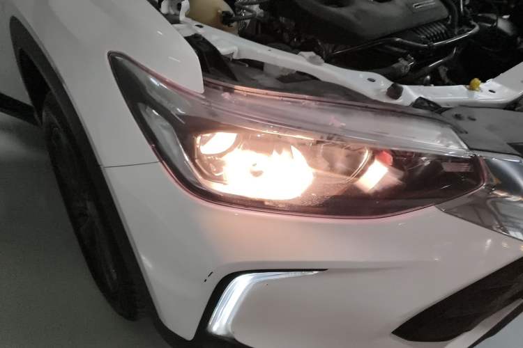 Used Chevrolet Trax 2021 325T Automatic Sport Edition China VI Standard