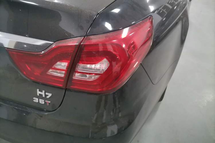 Used Hongqi H7 2018 2.0T Elite Edition