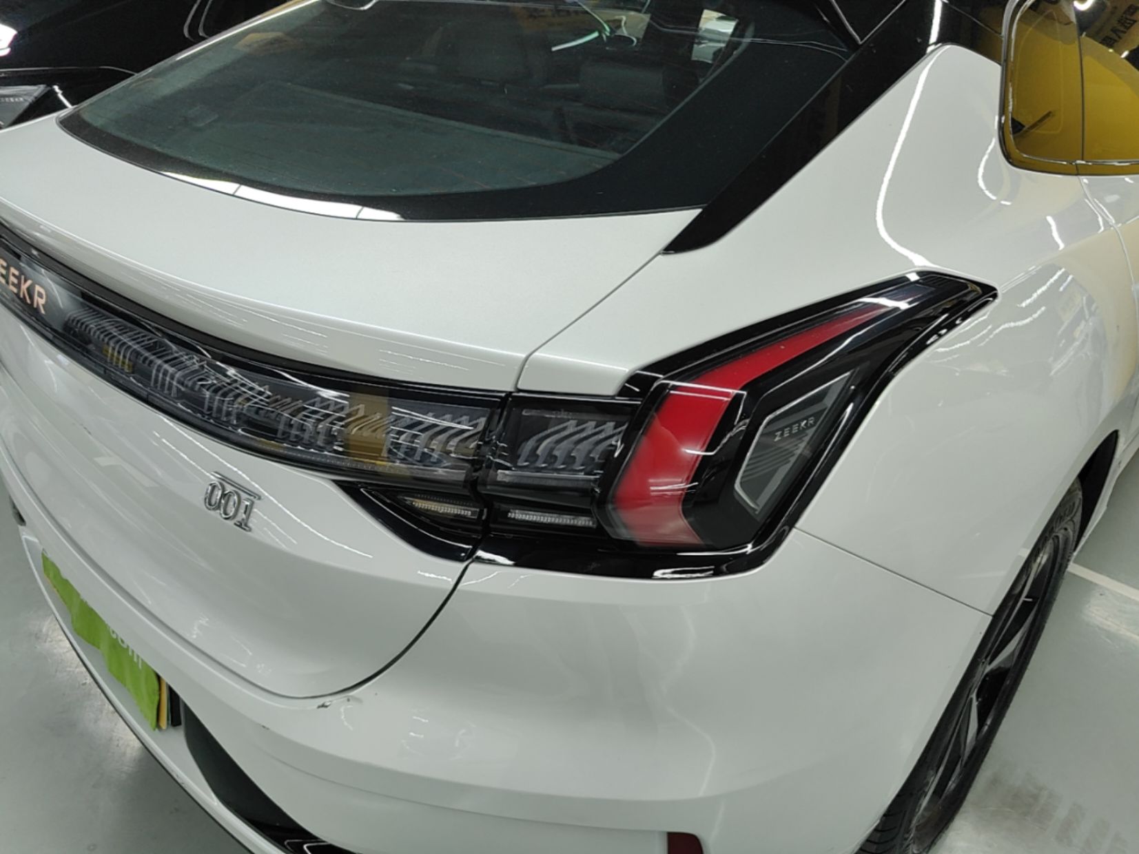 Zeekr 001 2023 WE Edition 100 kWh — снимка 9
