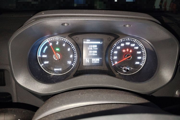 Used Wuling Yangguang 2025 Model 400km Bus Edition—Comfort Edition
