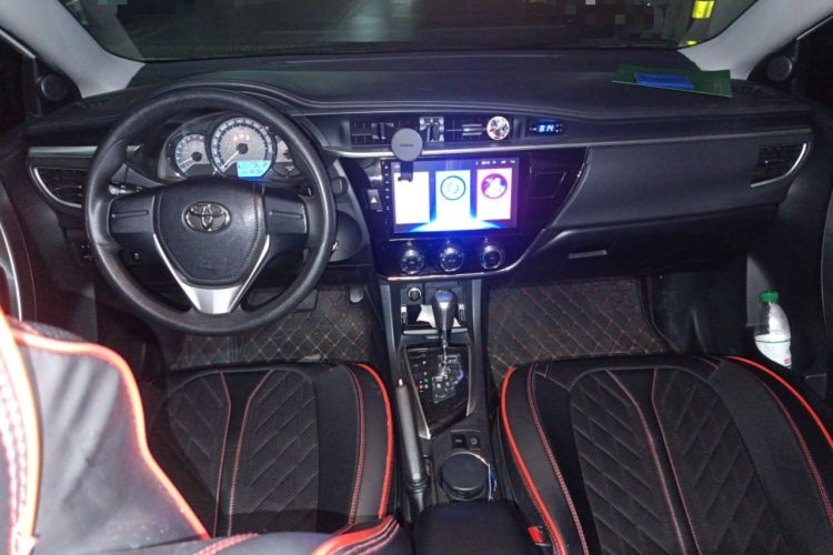 Used Toyota Corolla 2017 1.2T CVT GL Center Console