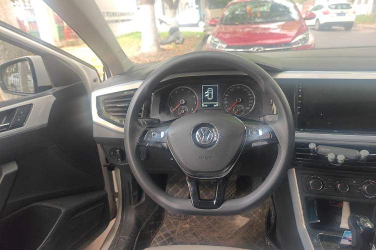 Used Volkswagen Polo 2019 Plus 1.5L Automatic Colorful Technology Edition Steering Wheel