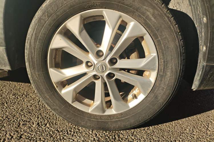 Used Nissan X-Trail 2015 2.0L CVT Comfort MAX Edition 2WD