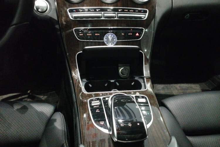 Used Mercedes-Benz C-Class 2015 C 200 L