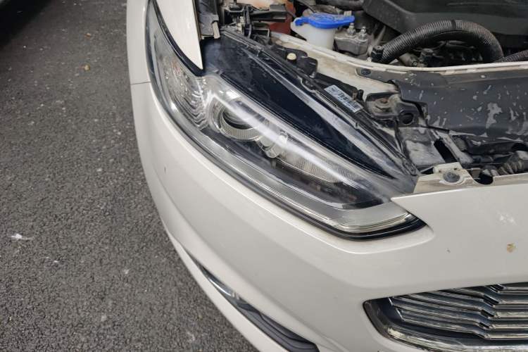 Used Ford Mondeo 2013 2.0L GTDi240 Flagship Edition
