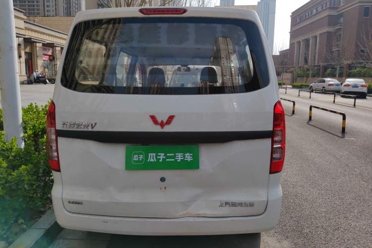 Used Wuling Hongguang V 2019 1.5L Jingqu Version China VI LAR