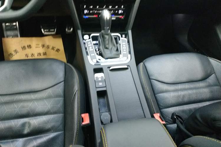 Used Volkswagen FAW-Volkswagen CC 2023 380TSI Striking Edition
