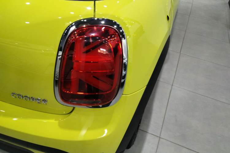 Used MINI 2023 Updated 1.5T COOPER Artist
