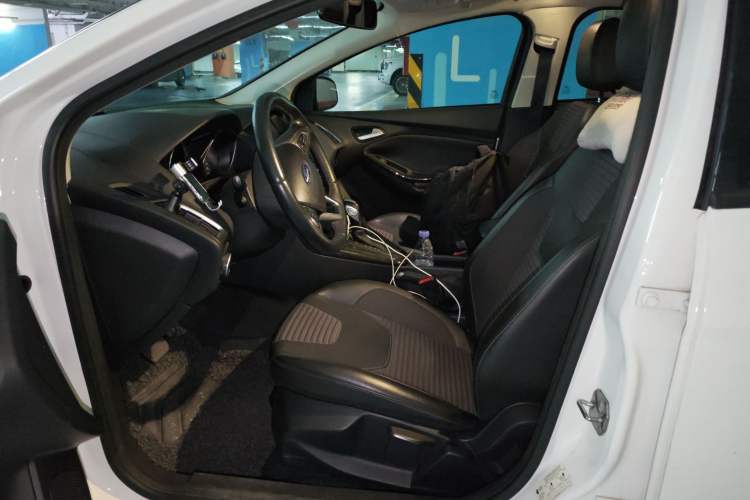 Used Ford Focus 2017 Hatchback EcoBoost 125 Automatic - Ultra-Powerful Style Edition with Smart Drive Features