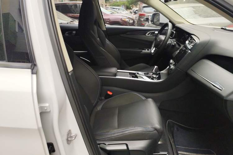 Used Lynk & Co 01 EM-P 2018 1.5T PHEV Jing Guo V
