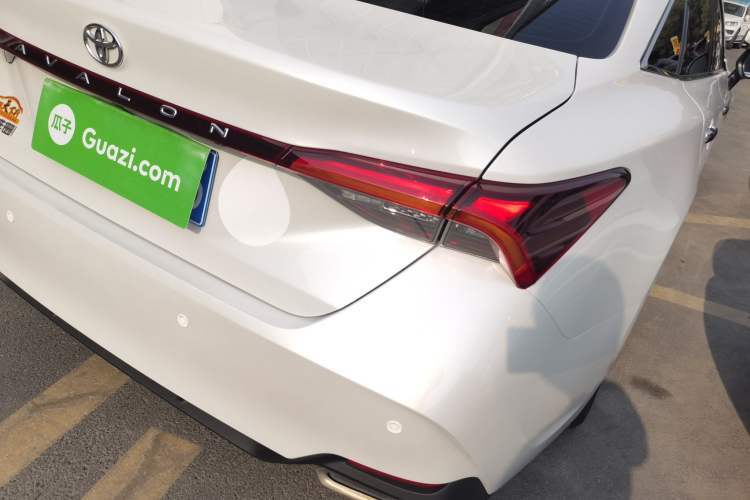 Used Toyota Avalon 2023 2.0L Luxury Edition
