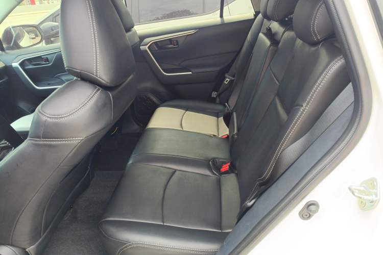 Used Toyota RAV4 2023 2.0L CVT Two-Wheel Drive Urban Edition