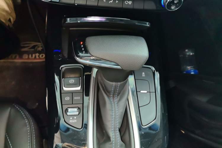 Used Chevrolet Menlo 2023 Star Enjoyment Version Plus Gear Lever